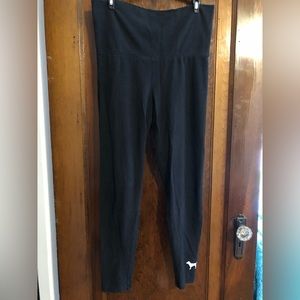 Black Victoria’s Secret yoga pants, M
